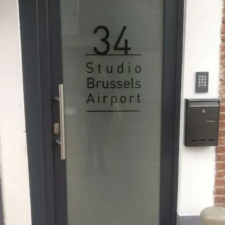 Studio Brussels Airport - South Zaventem Exterior photo